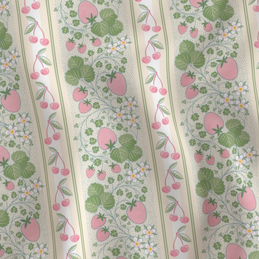 VINTAGE STRAWBERRY FIELDS