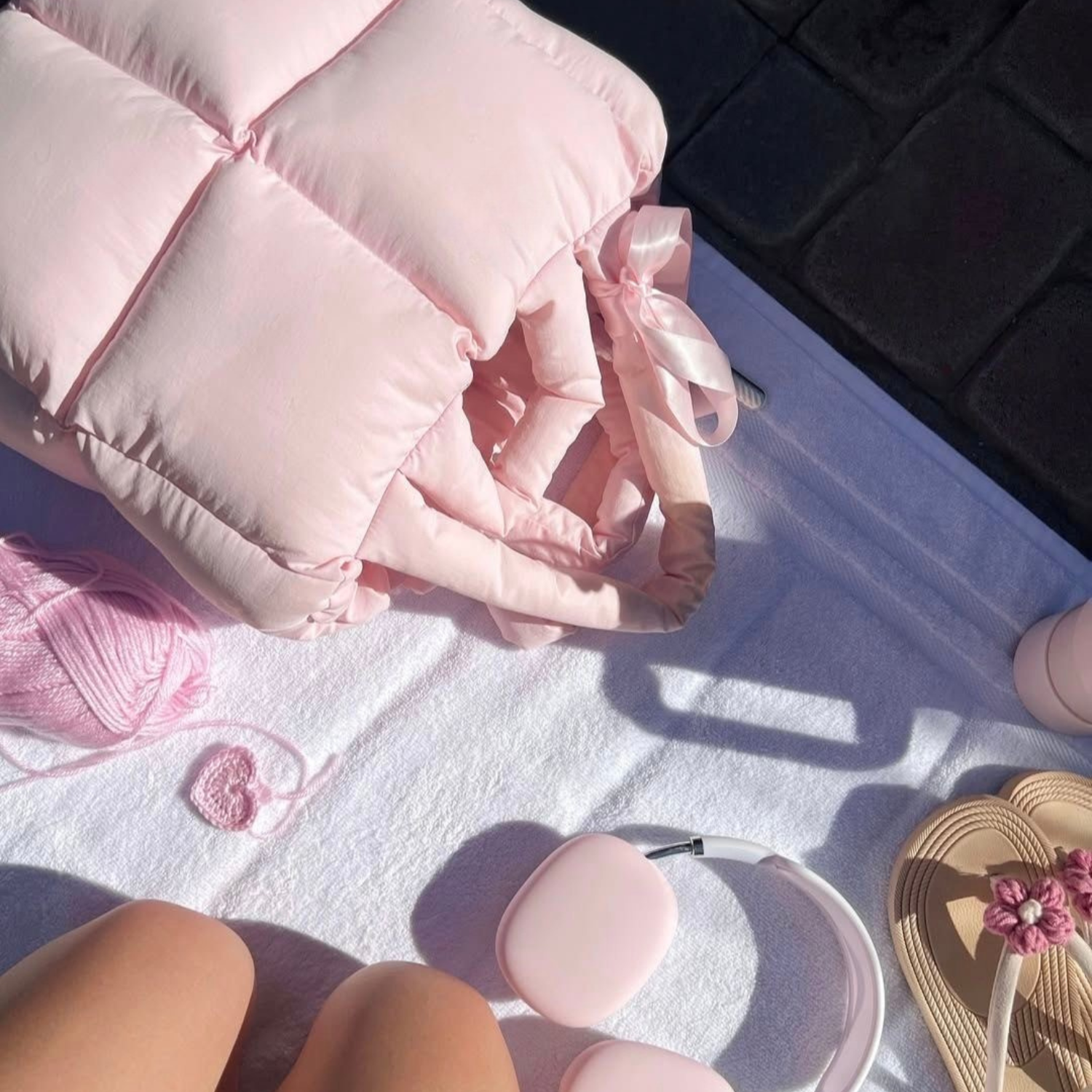 PINK CLOUD PUFFER TOTE BAG