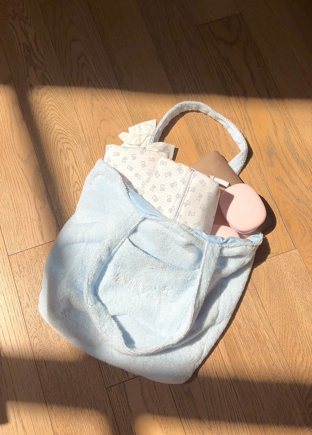 WHITE BABY BLUE TEDDY BEAR MAKEUP BAG
