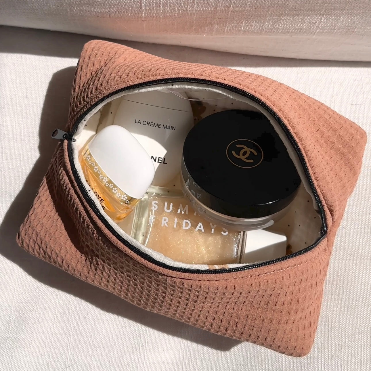 BROWN KNIT MAKE-UP BAG-AYJAY