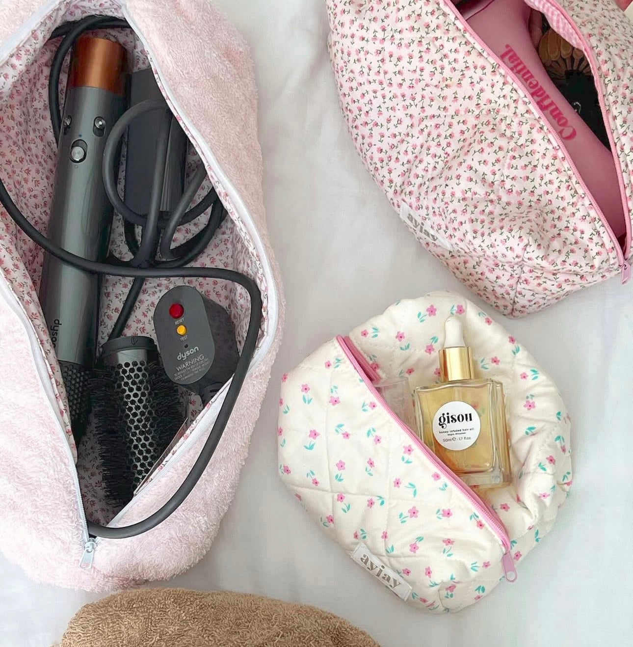 FUNDA PARA PORTÁTIL LIRIO CREMA