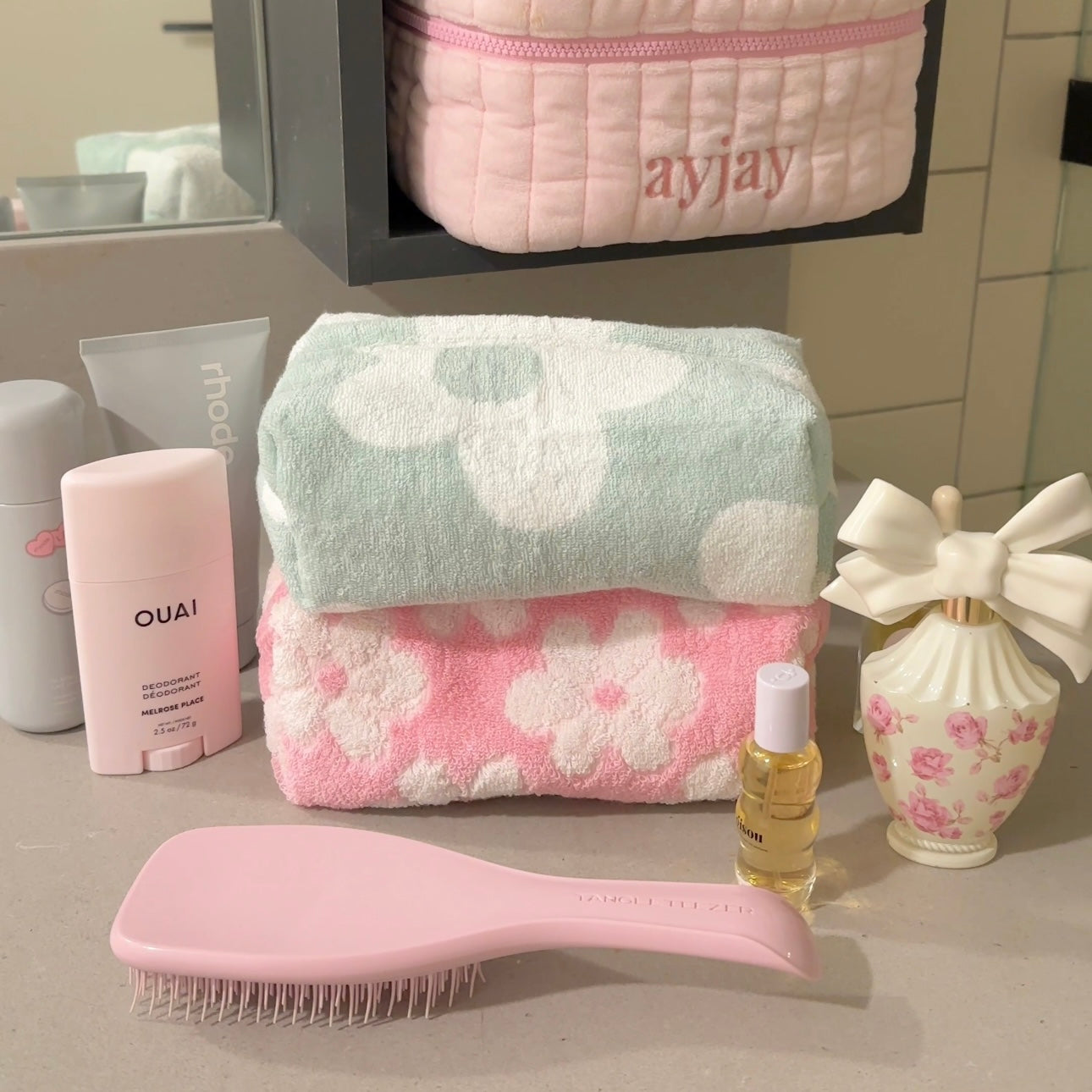 VINTAGE SAGE DAISIES MAKEUP BAG