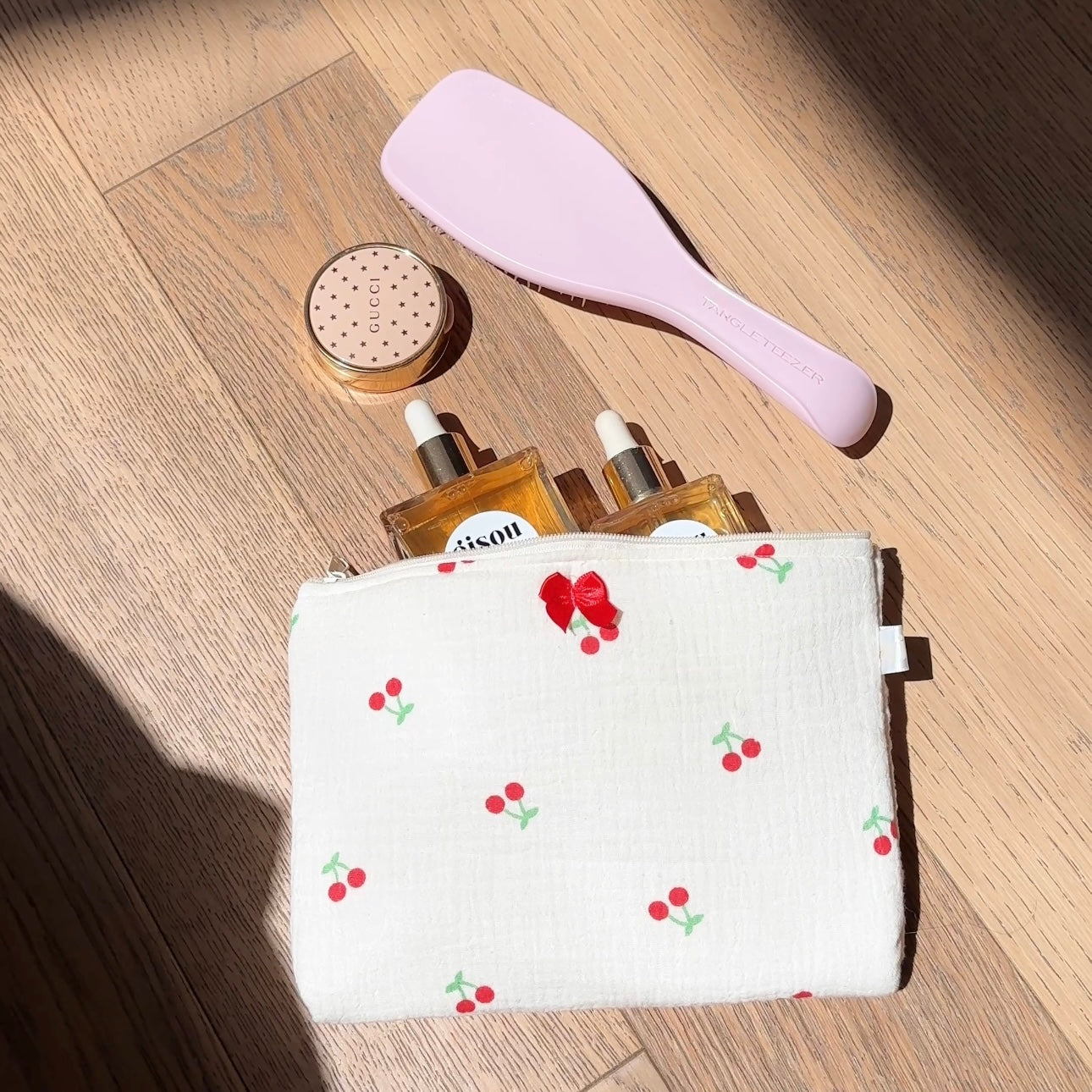 NEUTRAL CHERRY FLAT POUCH