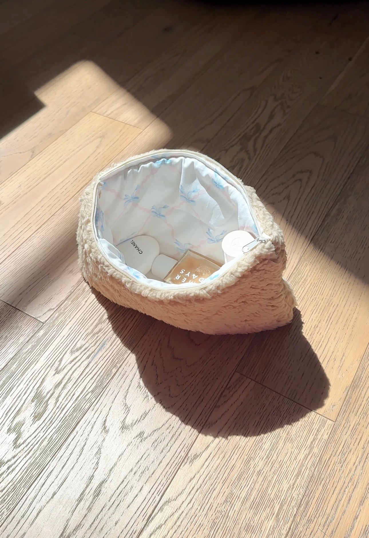 CAMEL SOFT TEDDY BLUE RIBBON