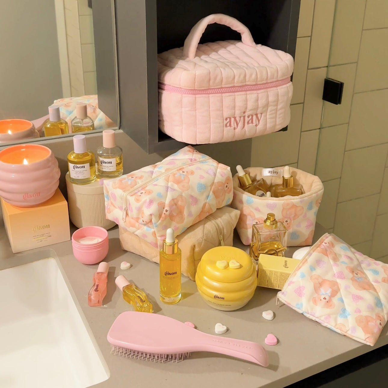 SWEETHEART BEAR MAKEUP BAG
