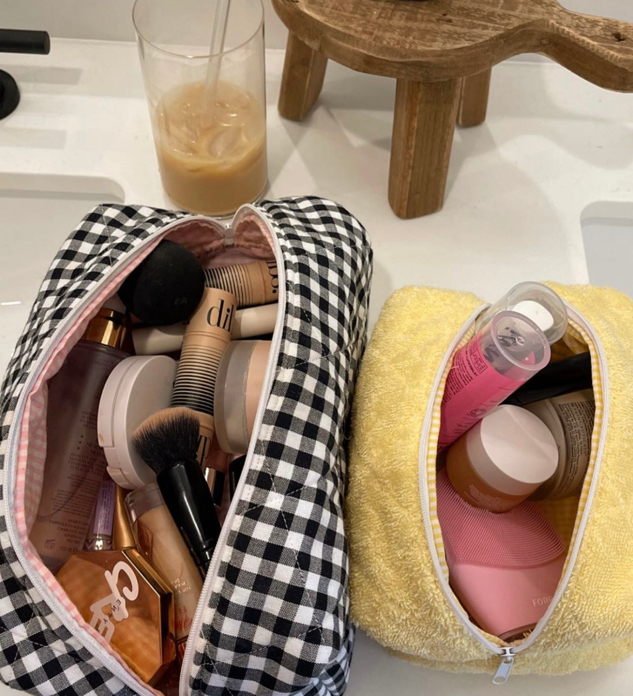 BLACK GINGHAM MAKEUP BAG