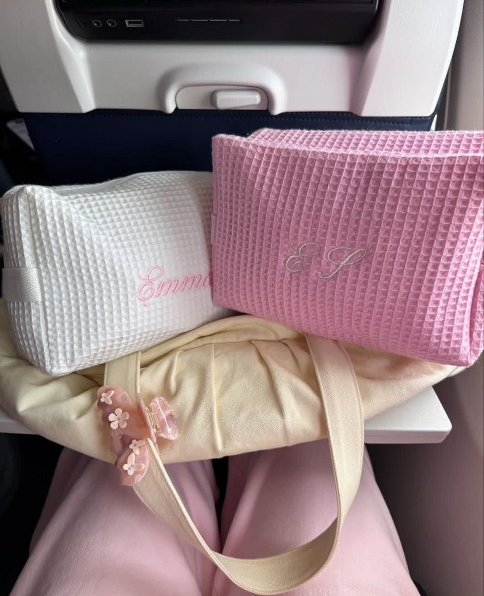 WHITE WAFFLE KNIT PINK PERSONALIZED NAME BAG