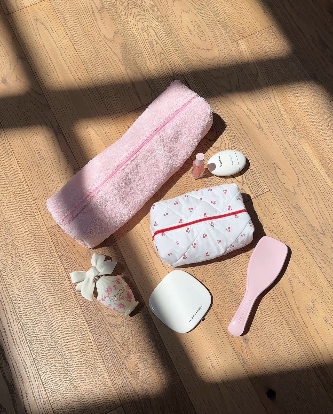 CHERRY MAKEUP BAG
