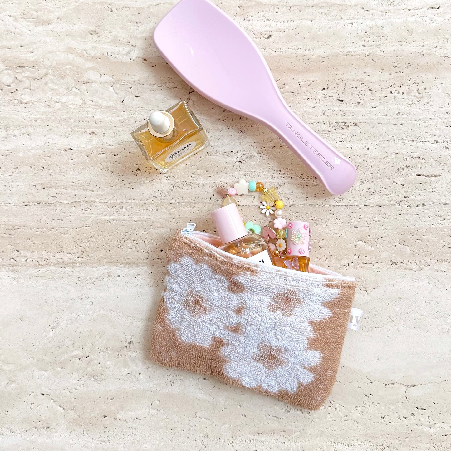 VINTAGE TEDDY BROWN DAISY MINI POUCH-AYJAY