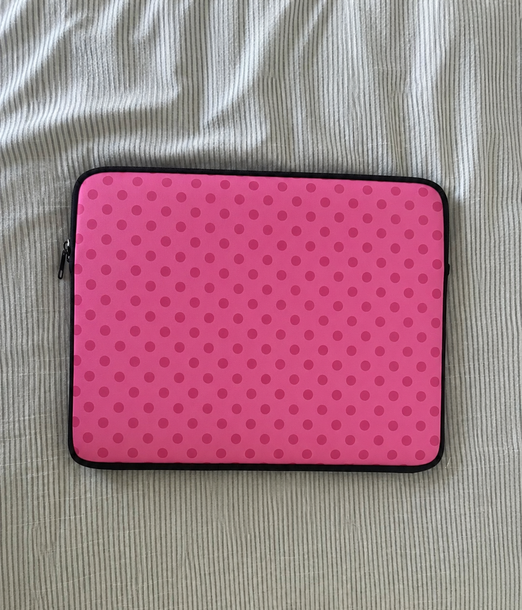 BUBBLEGUM PINK POLKA DOTS KINDLE IPAD & LAPTOP SLEEVE
