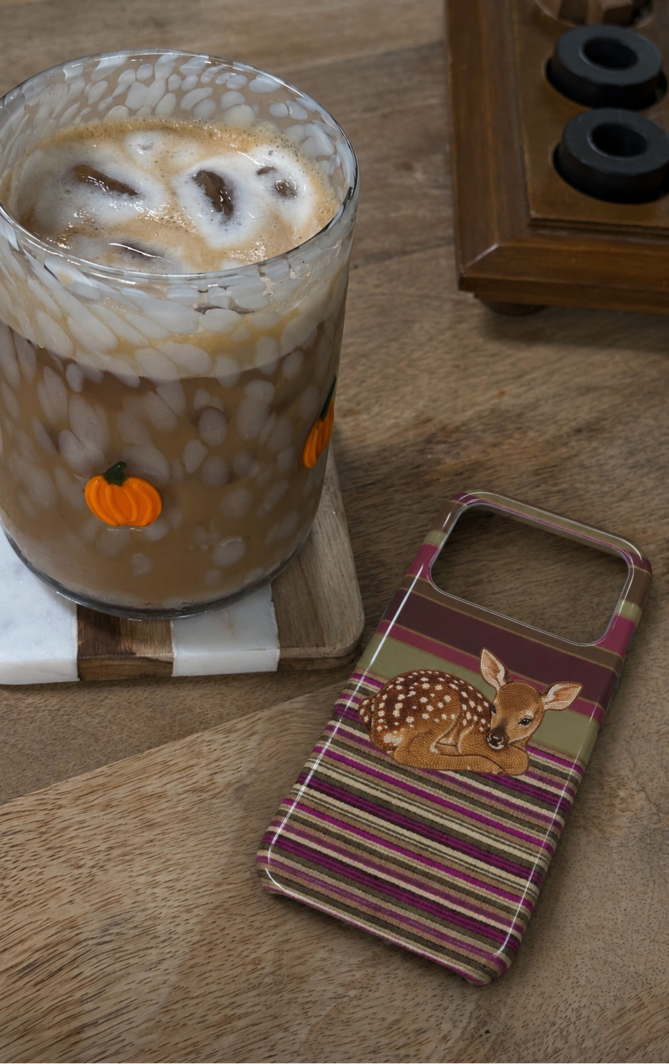 AUTUMN STRIPES DEER PHONE CASE