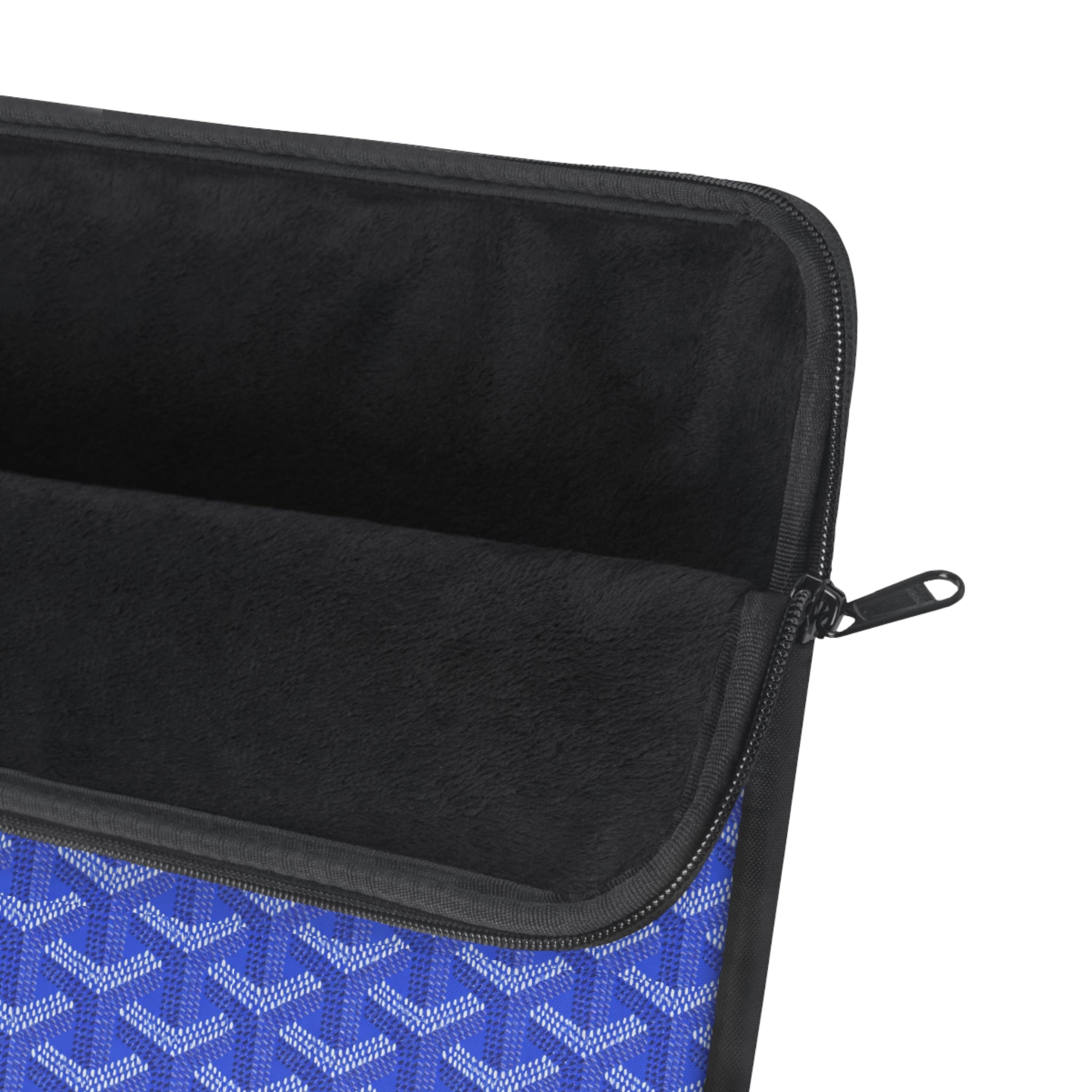 Goyard sleeve interior with black lining and zippered edge