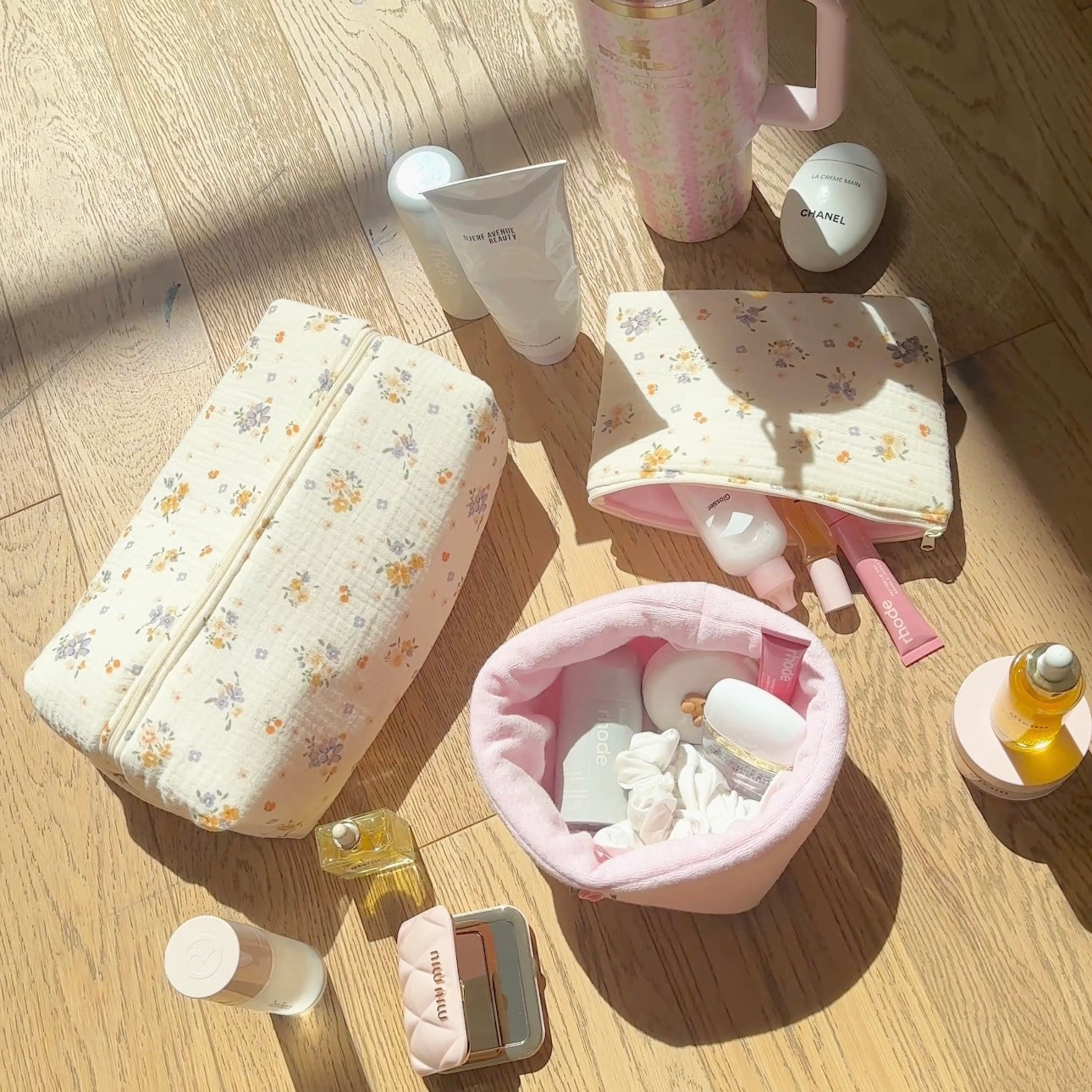 IVORY ORCHID MAKEUP BAG