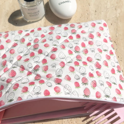 STRAWBERRIES IPAD SLEEVE-AYJAY