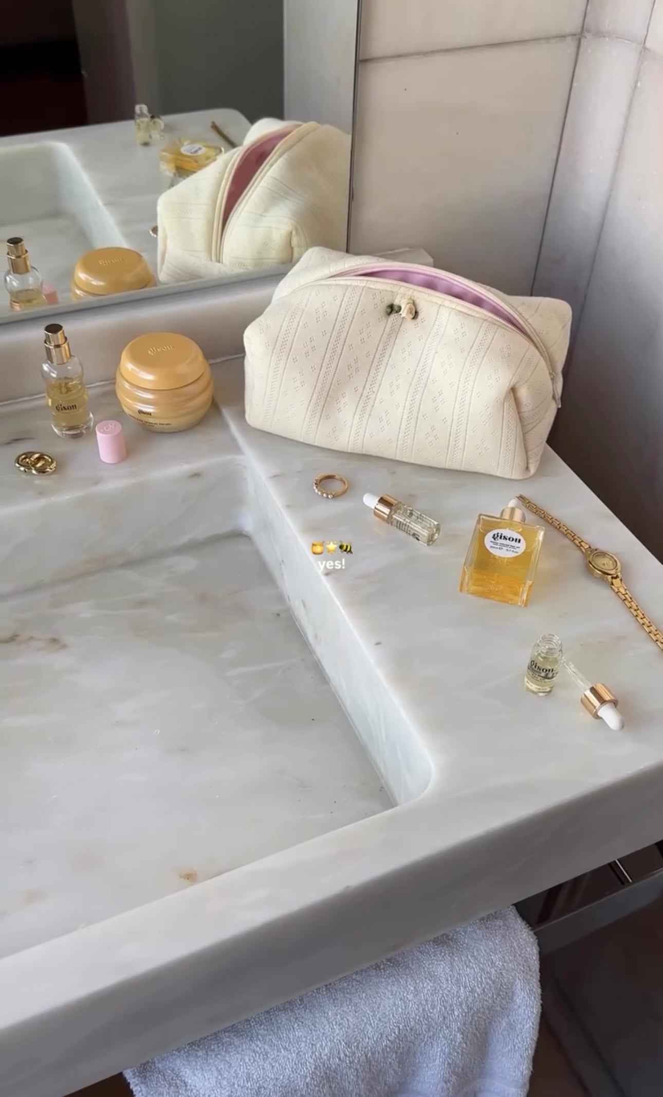 YELLOW LACE JACQUARD