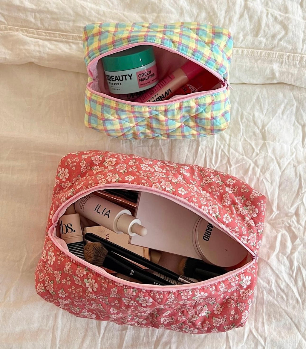 RED & PINK FLORAL MAKEUP BAG