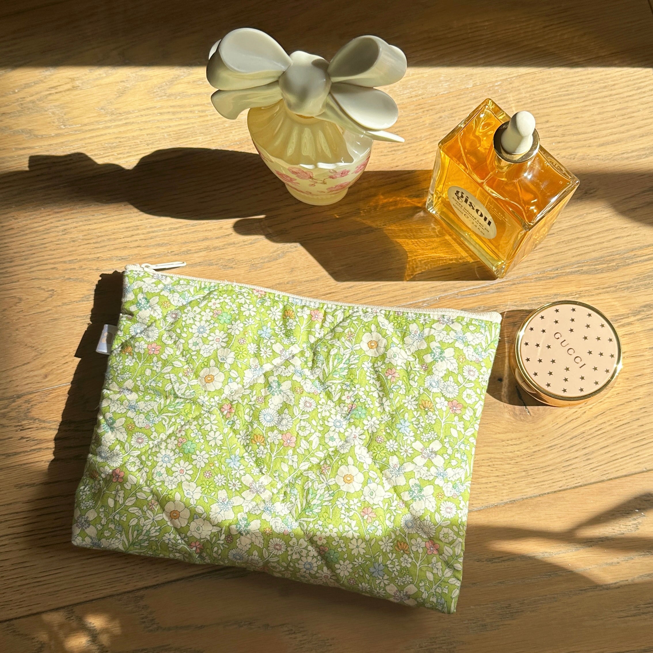 GREEN GARDEN FLAT POUCH