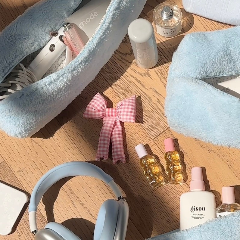 THE OVERSIZED BOW BAG CHARMS