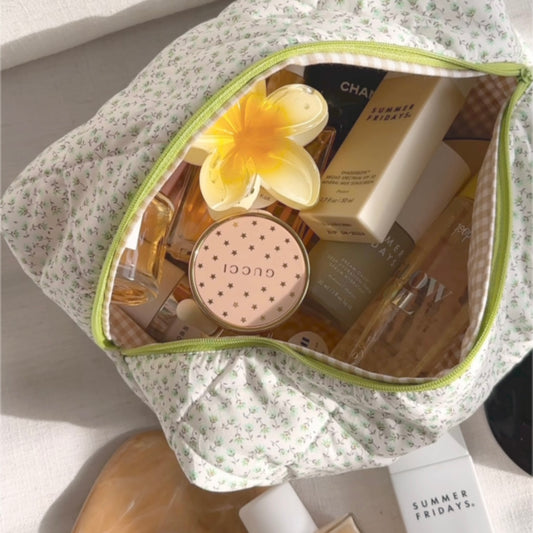 GREEN DITSY FLORAL MAKEUP BAG