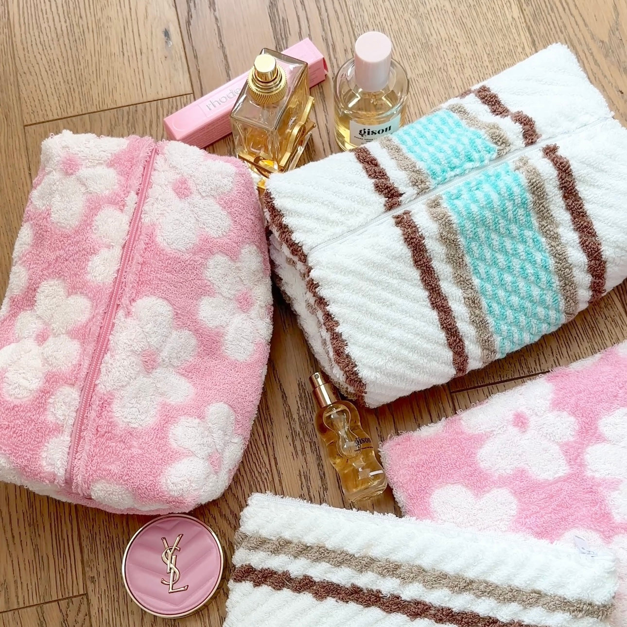 PINK DAISIES VINTAGE TEDDY MAKEUP BAG