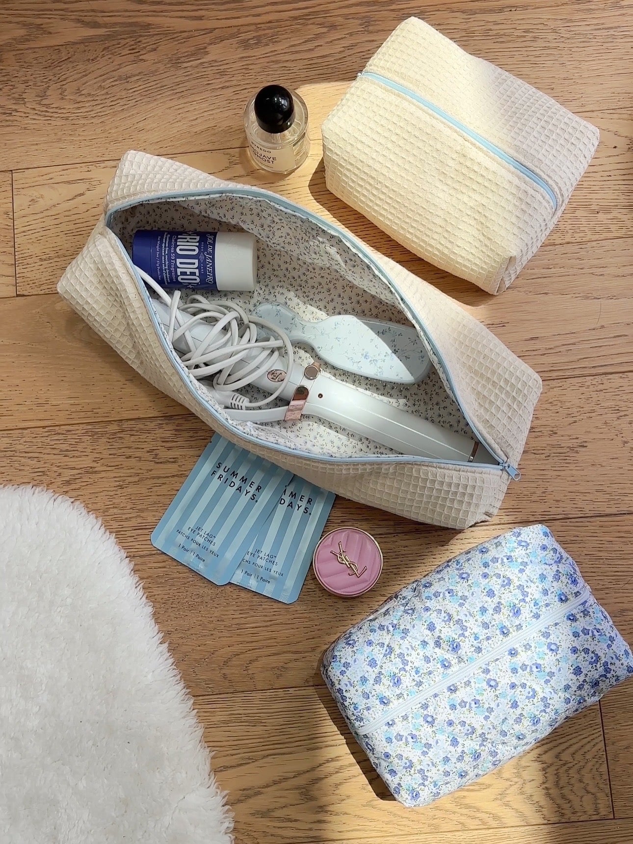 BLUE BLOSSOM MAKEUP BAG