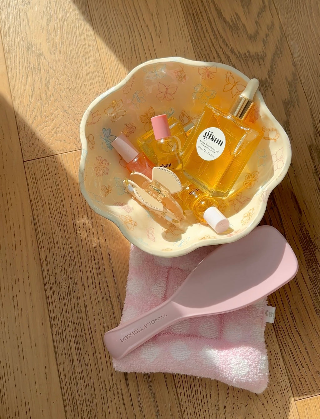 BEIGE & BLUE ANGEL WING HAIR CLAW