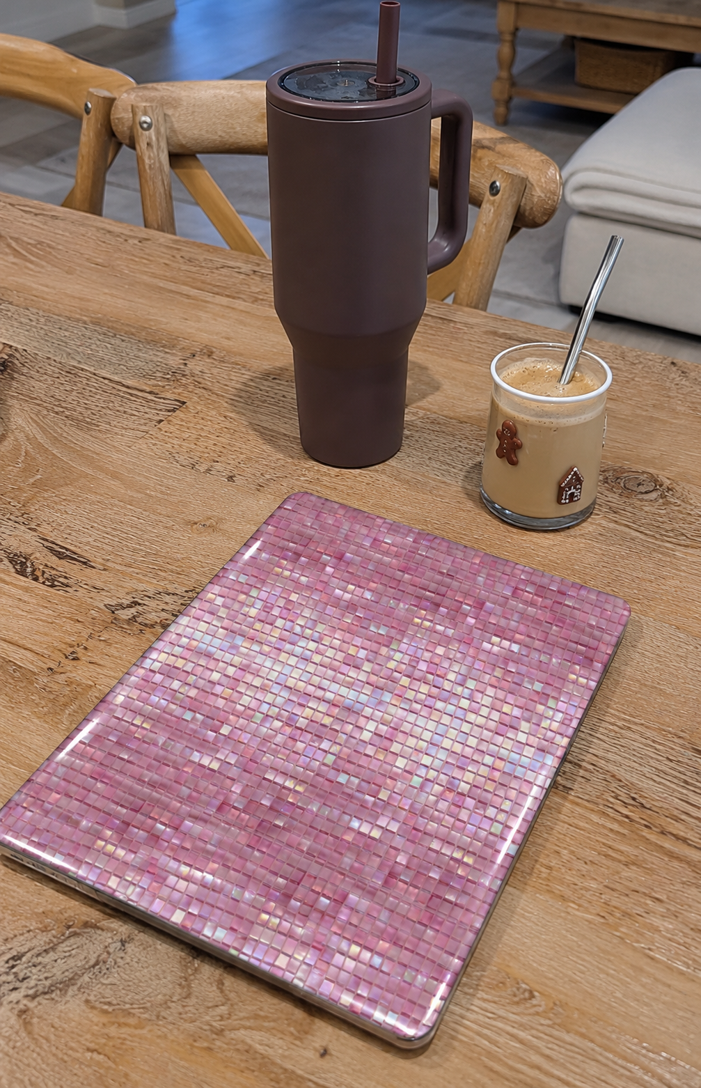 PINK MOSAIC HARD SHELL MACBOOK COVERS