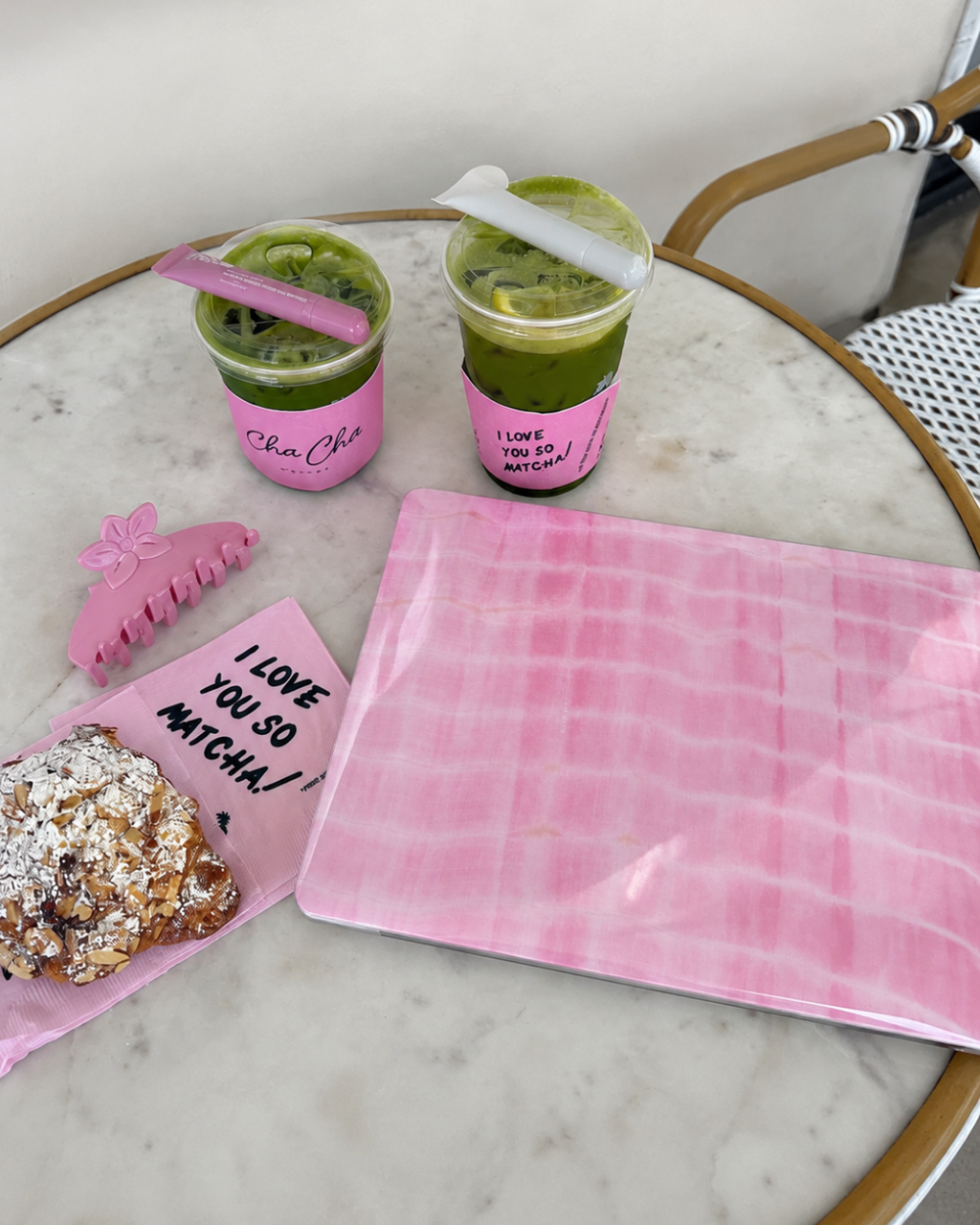 BABY PINK SHIBORI TIE-DYE HARD SHELL MACBOOK COVERS