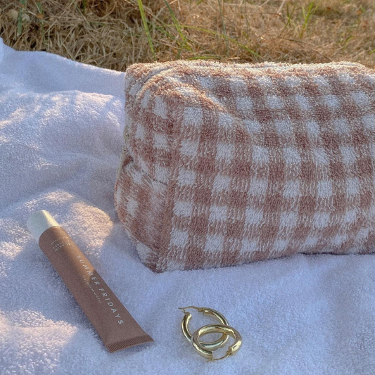 VINTAGE BROWN GINGHAM MAKEUP BAG