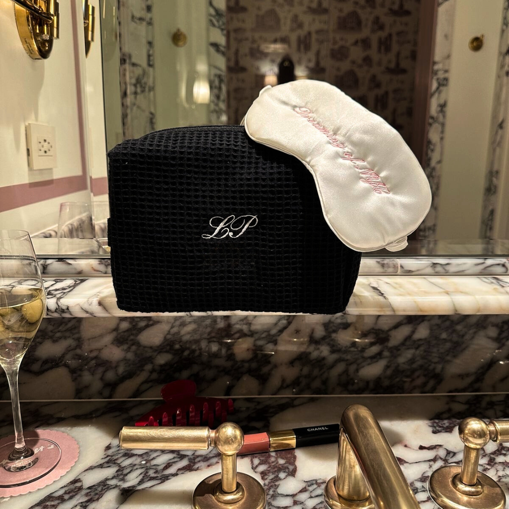 BLACK WAFFLE KNIT WHITE CUSTOM BAG