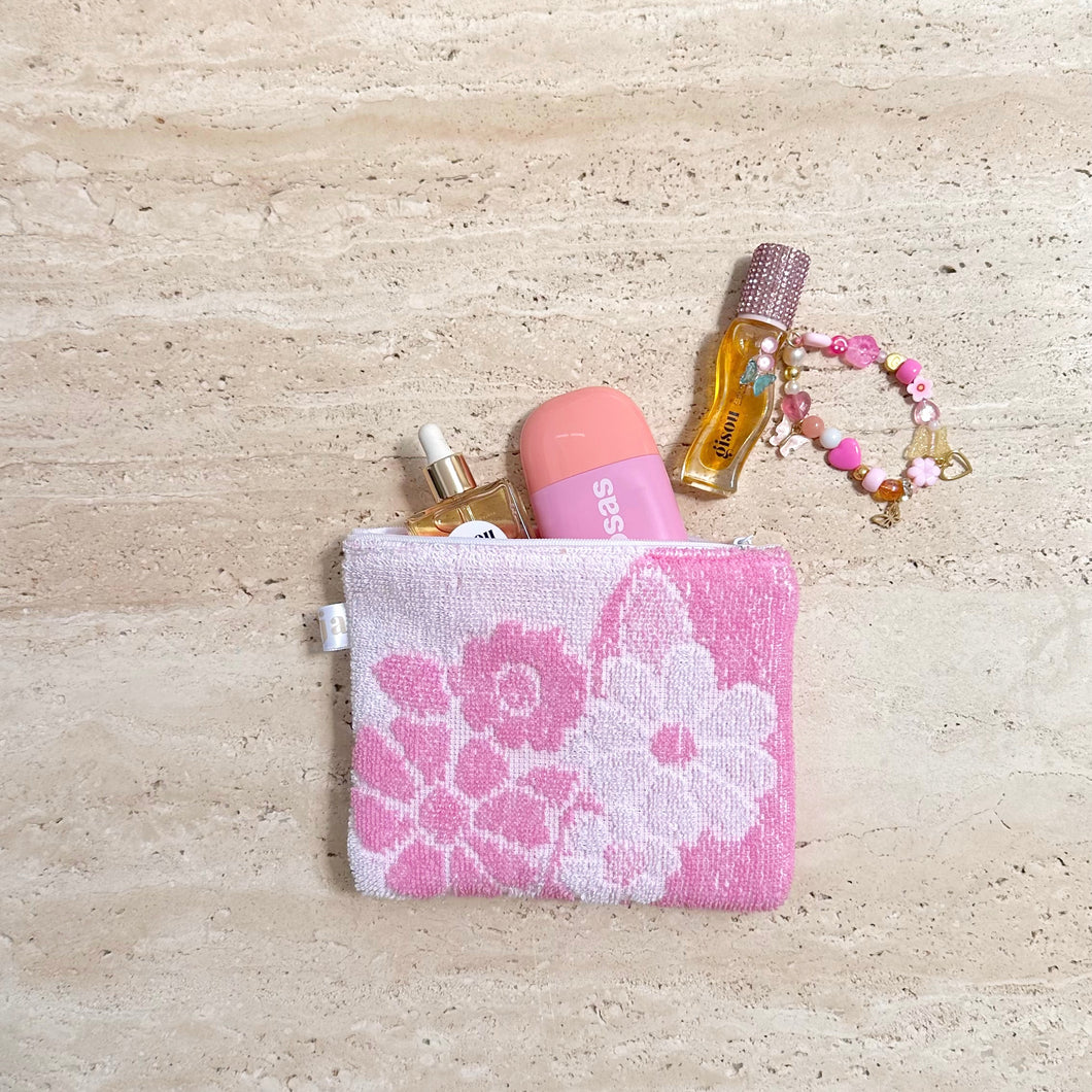 VINTAGE TEDDY PINK DAISY POUCH