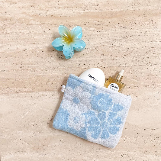 VINTAGE TEDDY BLUE DAISY POUCH-AYJAY