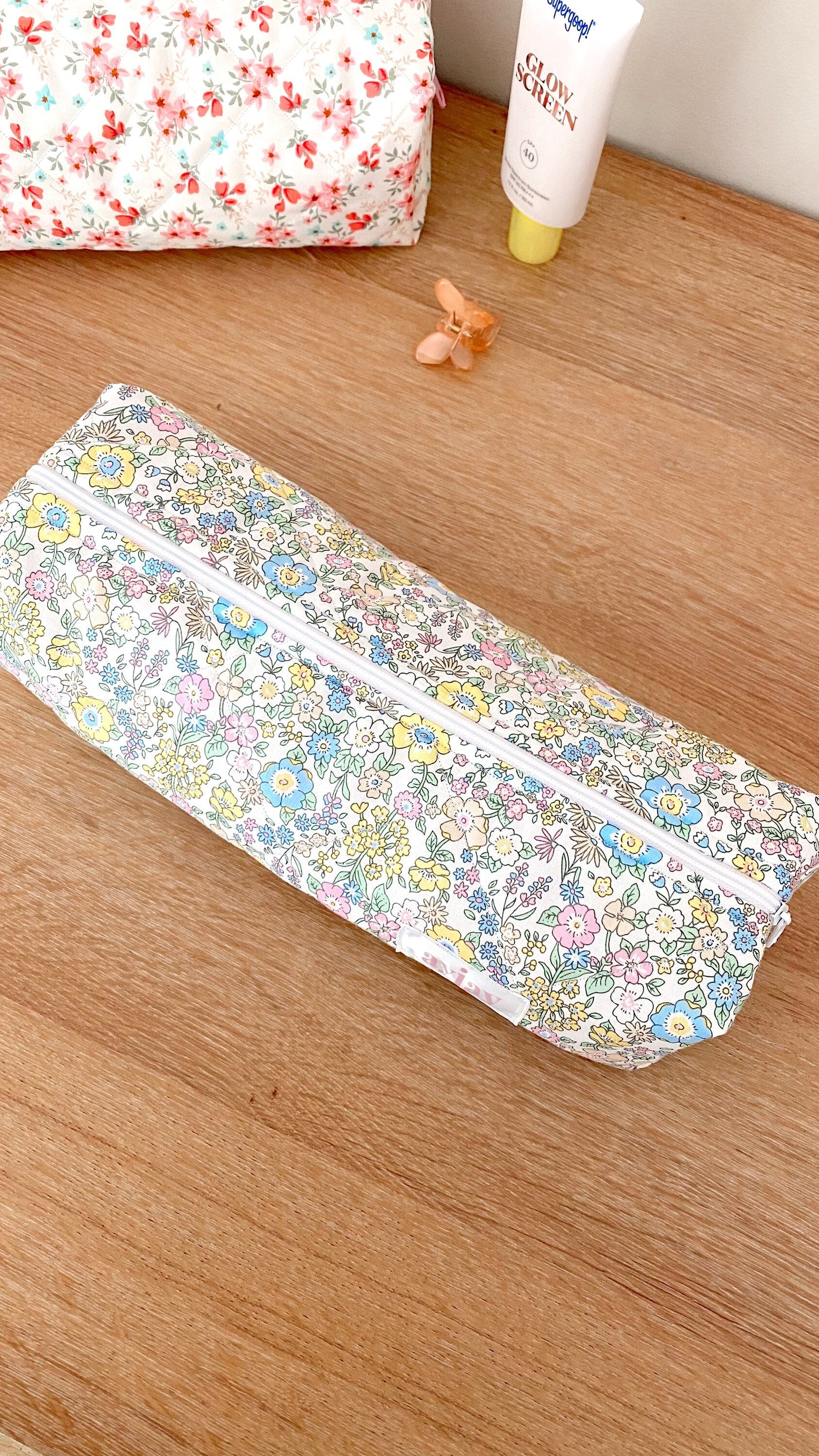 PASTEL FLORAL PENCIL CASE-AYJAY