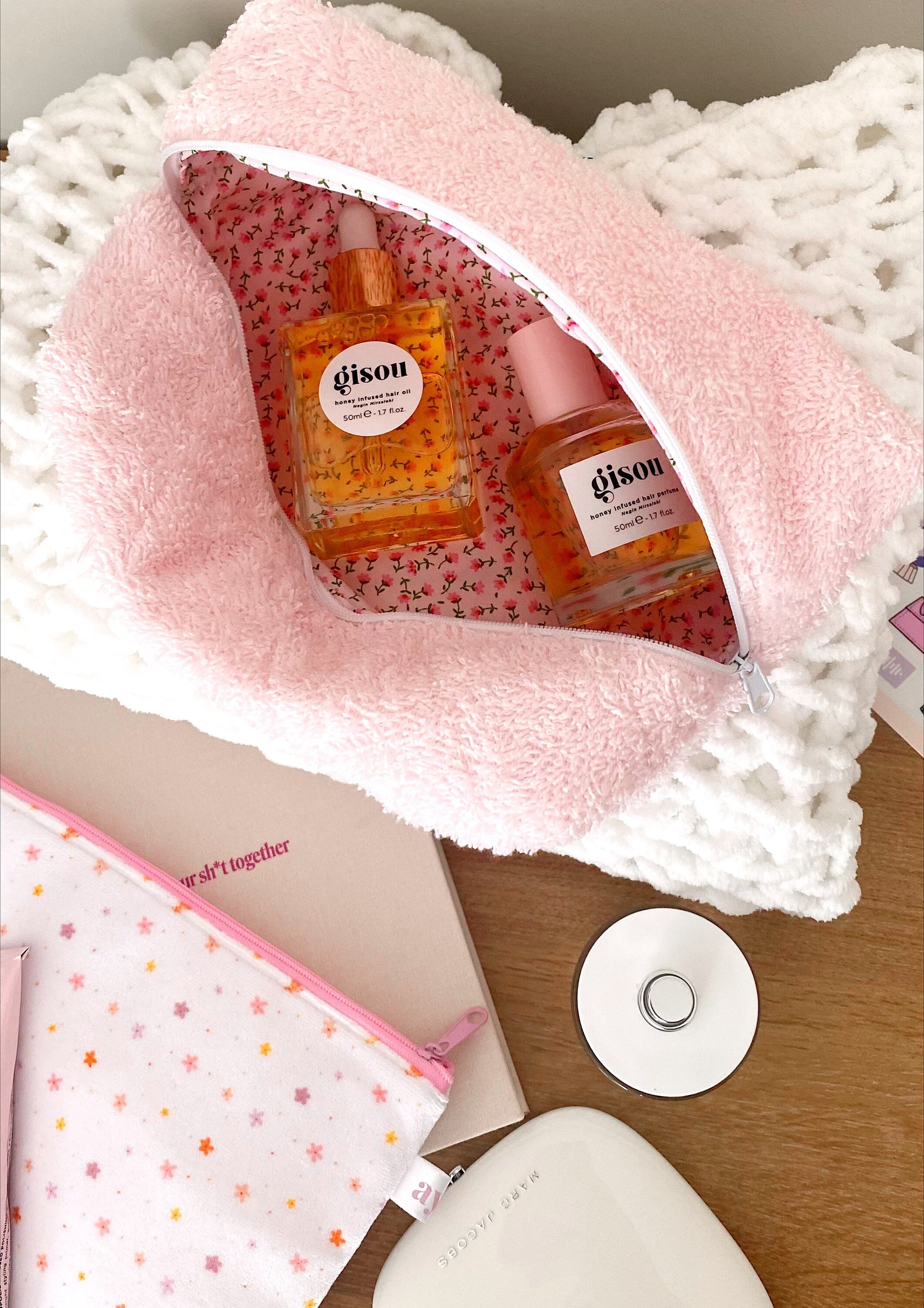 BABY PINK TERRYCLOTH CUTE FUZZY MAKEUP TRAVEL BAG