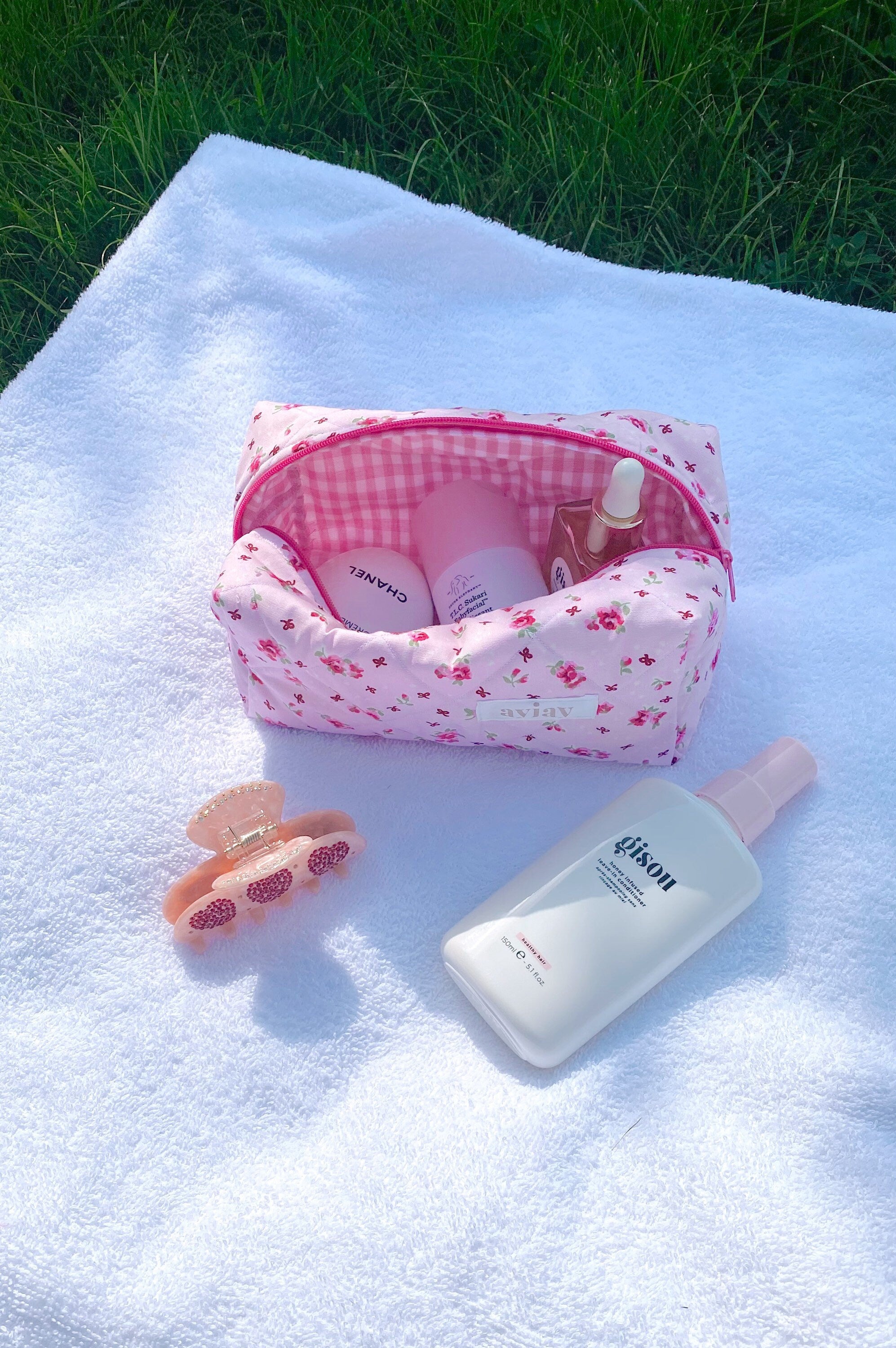 CUTE PINK COQUETTE FLORAL MAKEUP TOILETRY TRAVEL BAG
