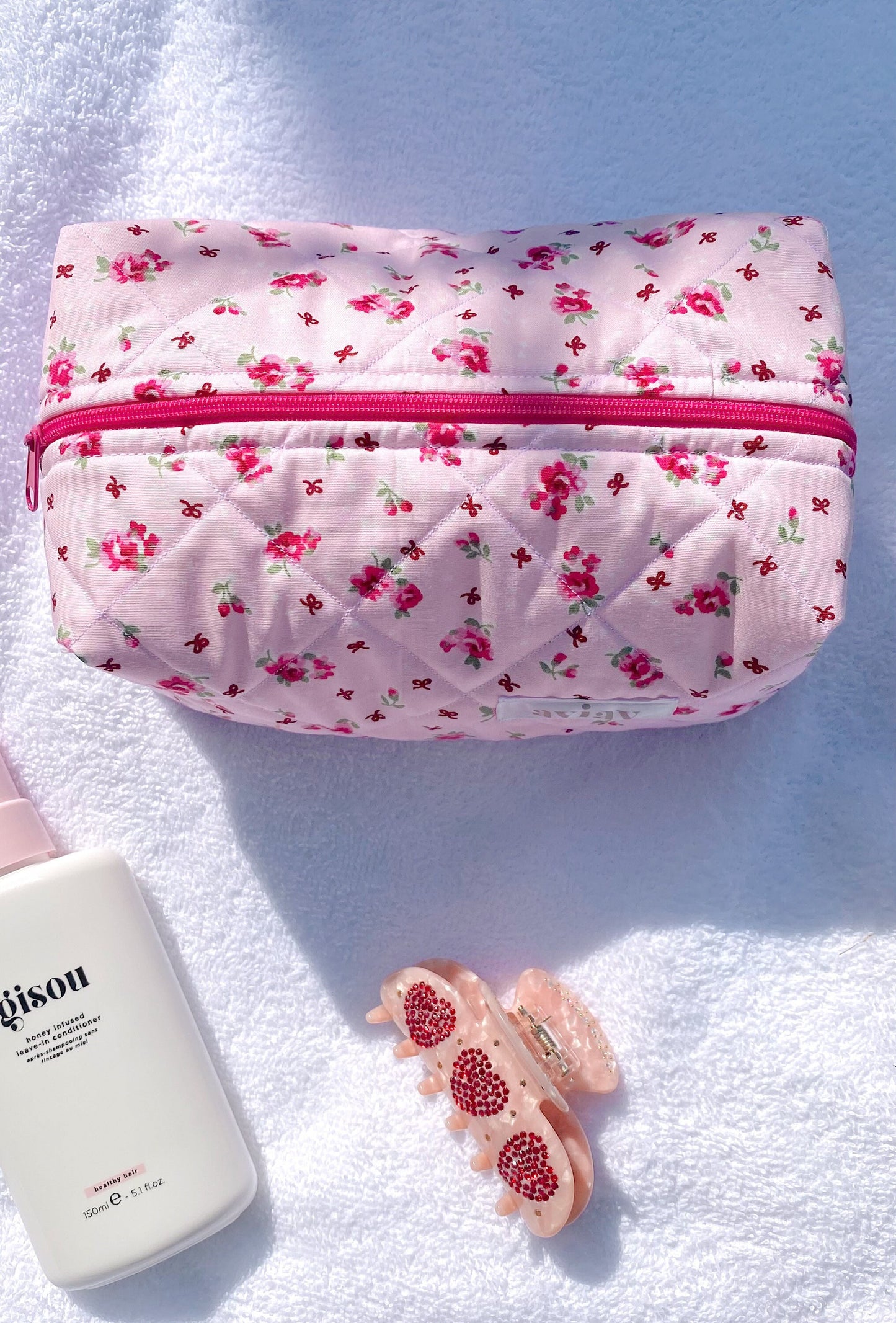 CUTE PINK COQUETTE FLORAL MAKEUP TOILETRY TRAVEL BAG