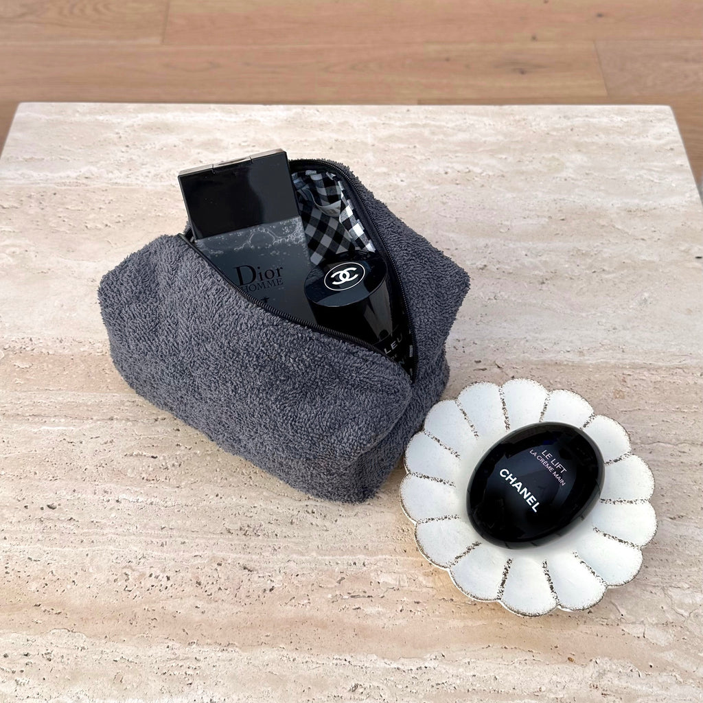 CHARCOAL TEDDY MAKE-UP BAG-AYJAY