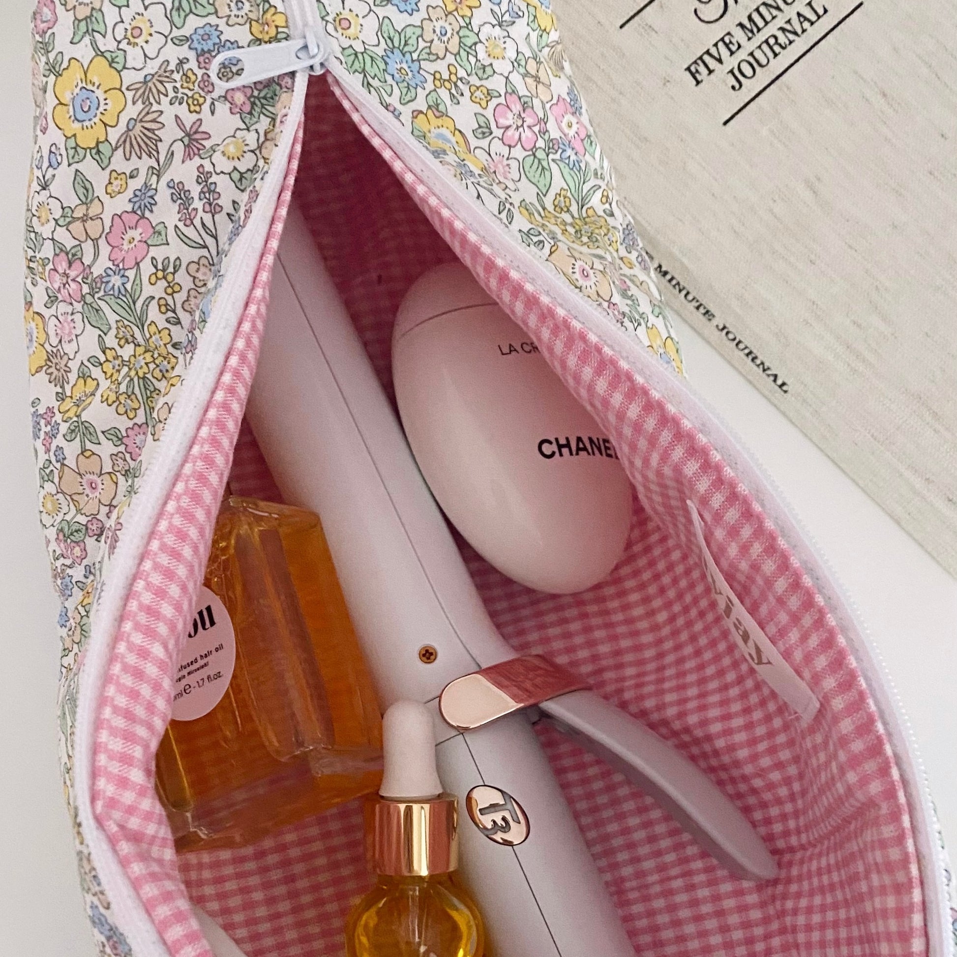 VINTAGE PASTEL FLORAL HAIRTOOL BAG-AYJAY