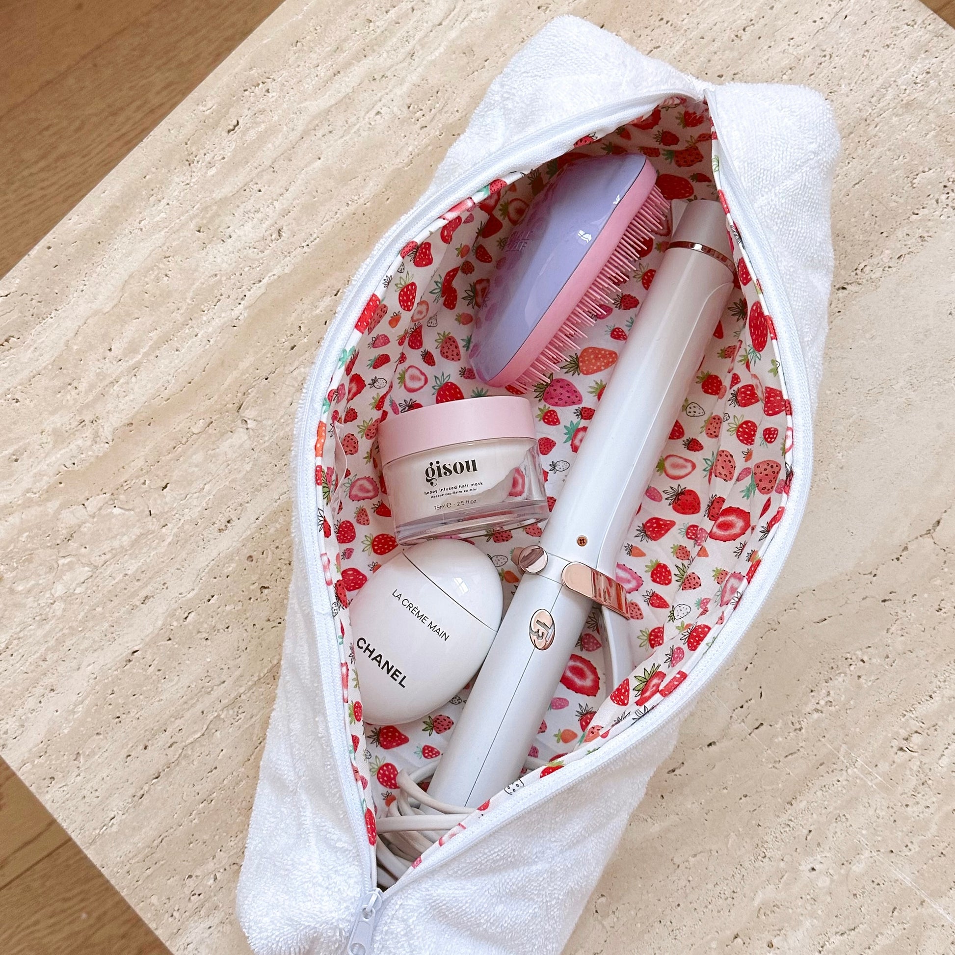 HAIR TOOL BAG WHITE TEDDY STRAWBERRIES-AYJAY