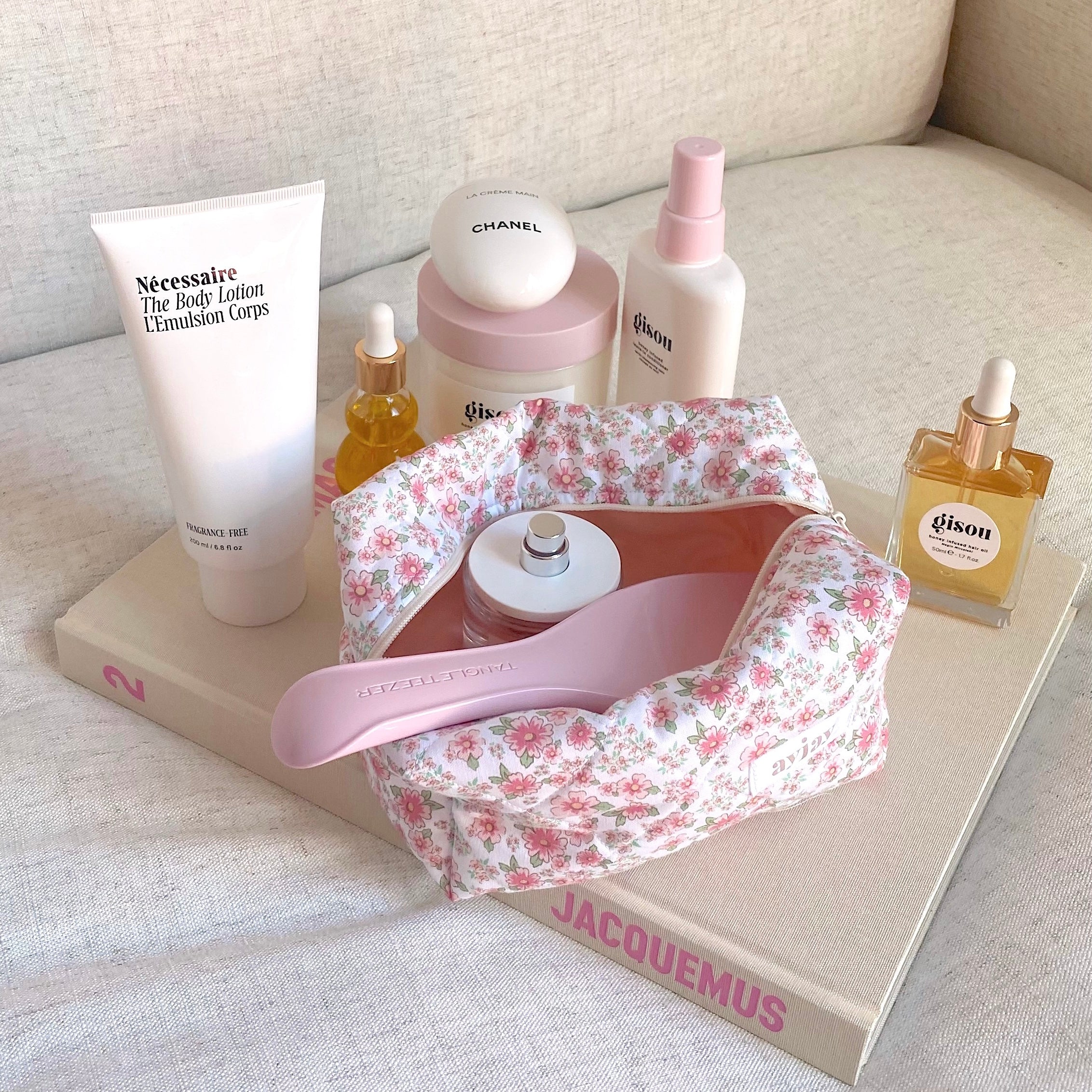 CUTE PINK FLORAL MAKEUP TOILETRY BAG