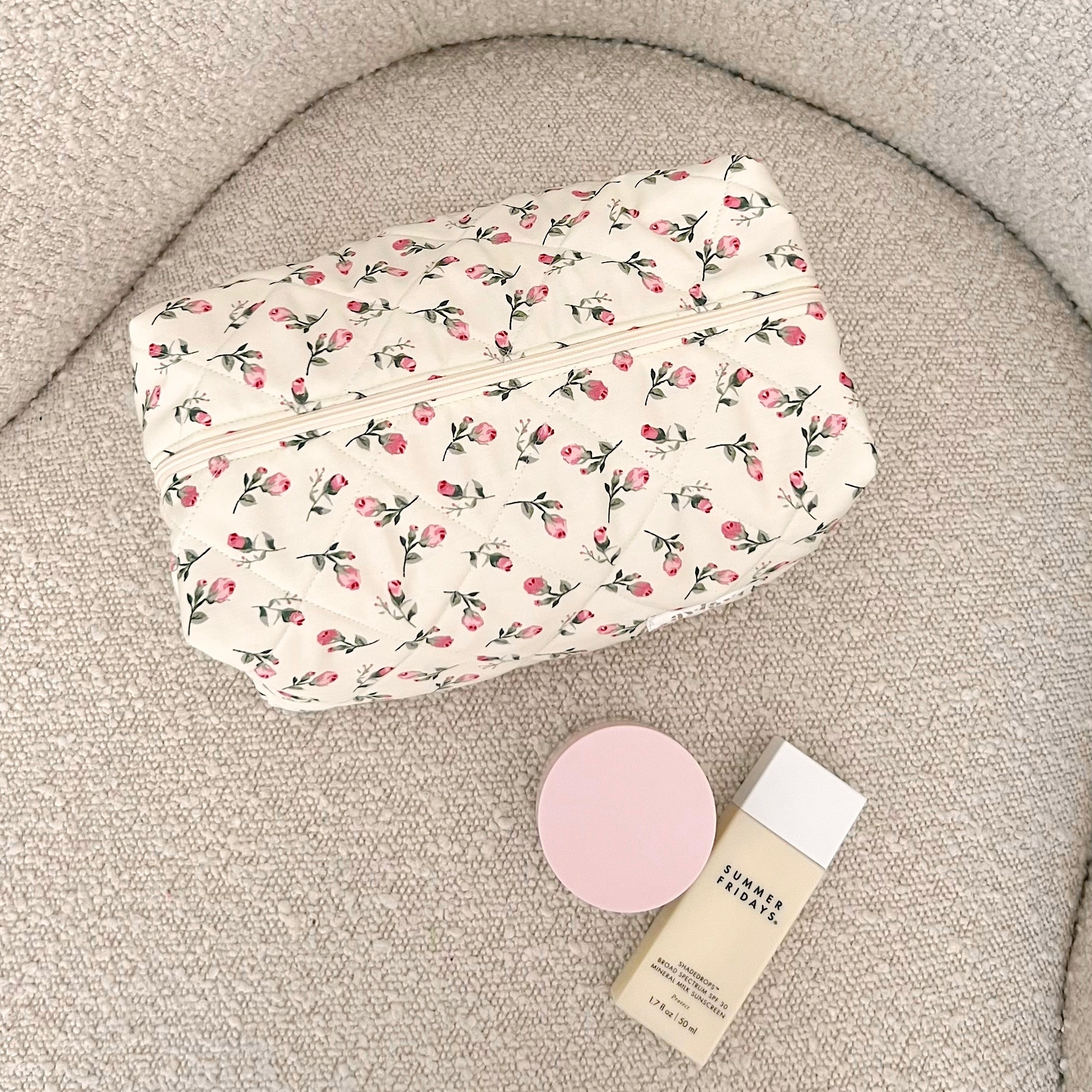 NEUTRAL PINK ROSES FLORAL MAKEUP TOILETRY BAG