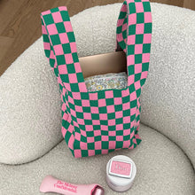 Load image into Gallery viewer, TOTEBAG KNIT GREEN &amp; PINK GINGHAM
