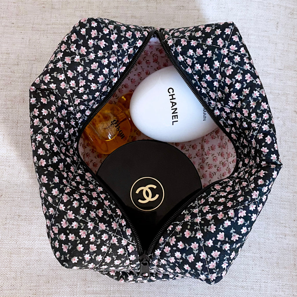 BLACK FLORAL MAKEUP COSMETICS BAG