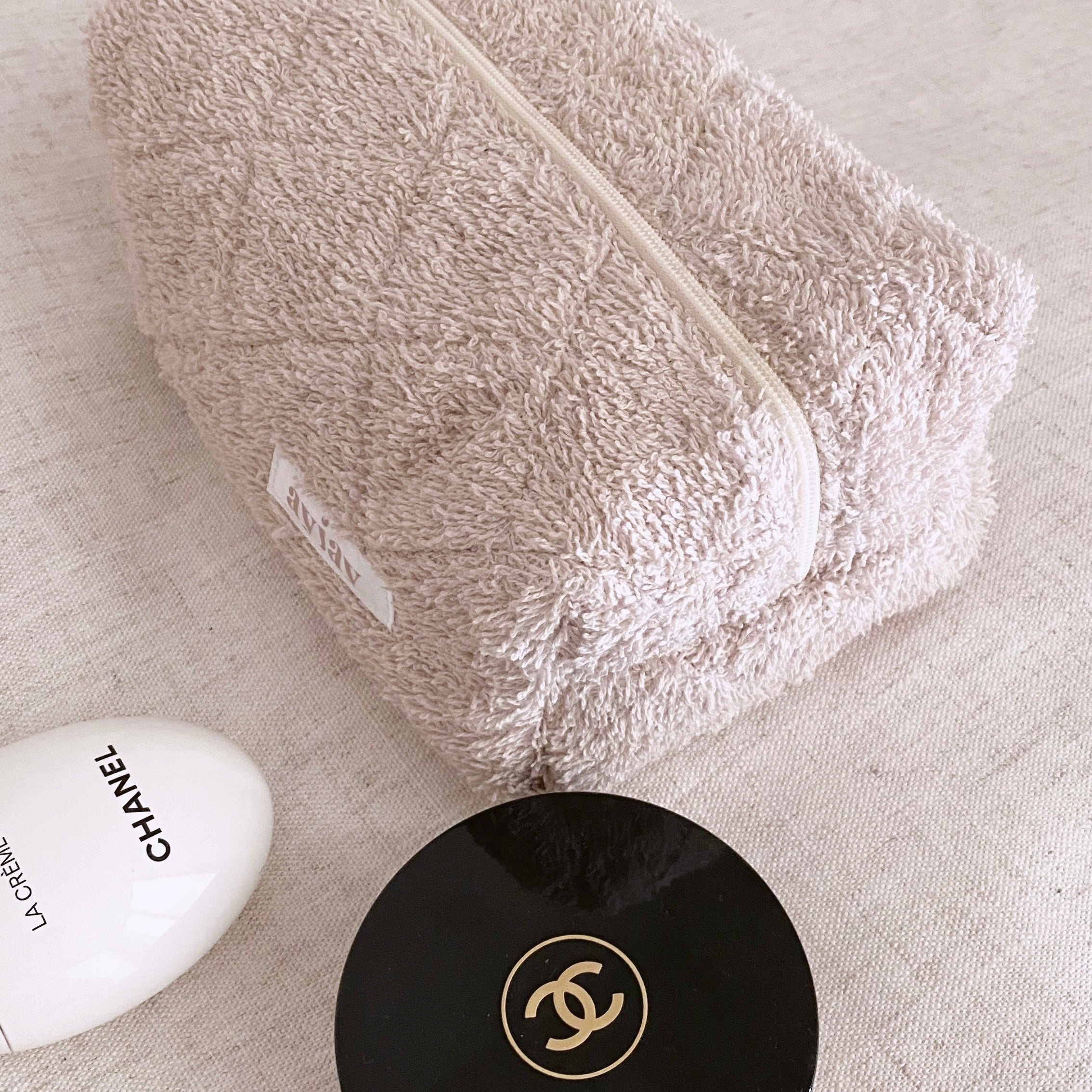 BEIGE TERRYCLOTH MAKEUP TOILETRY TRAVEL BAG